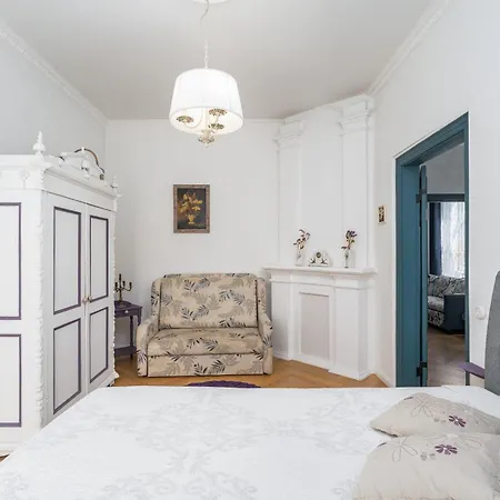 Esplanaadi Luxury 아파트 페르누